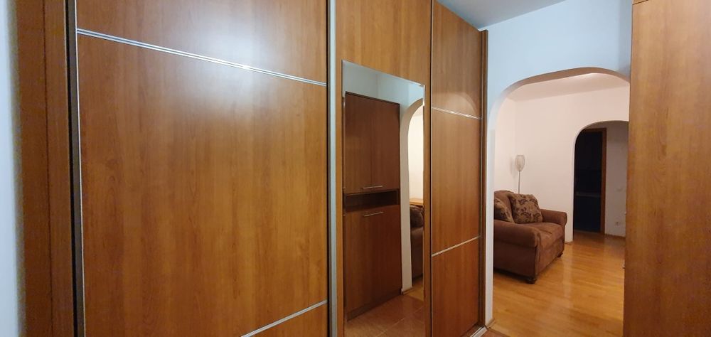 Închiriez apartament 3 camere sector 2 Vatra Luminoasa