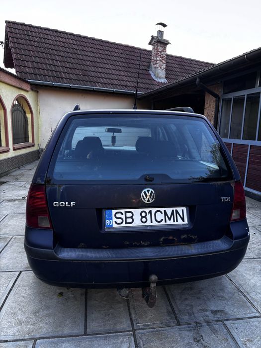 Volkswagen Golf 2000 diesel, 1.617 € — imagine 4