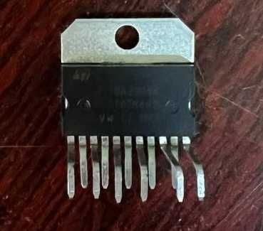 TDA2004R Стерео усилитель класса В