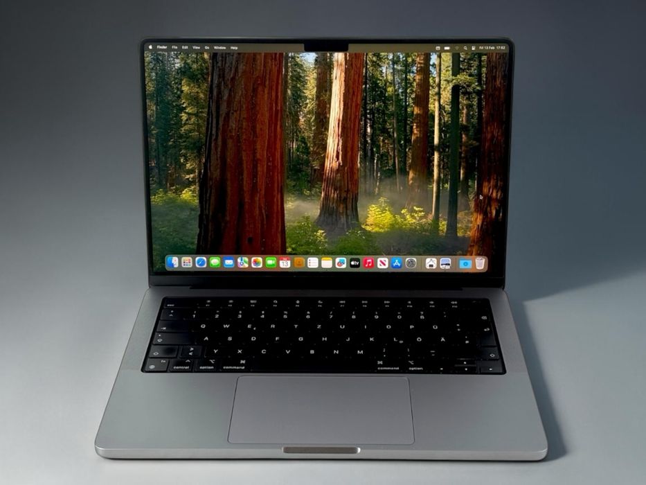 Apple MacBook Pro 14'' M1 Max 32RAM 1TB SSD Space Gray Перфектен