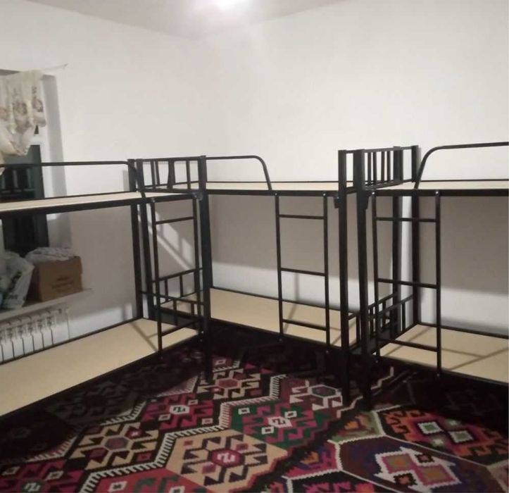 4 г.
Двухьярусный металлические кровать

700