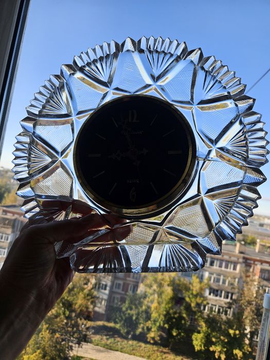 Часы Маяк, хрустальные, настенные