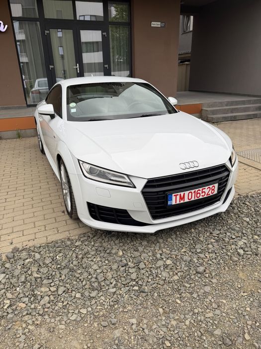 AUDI TT