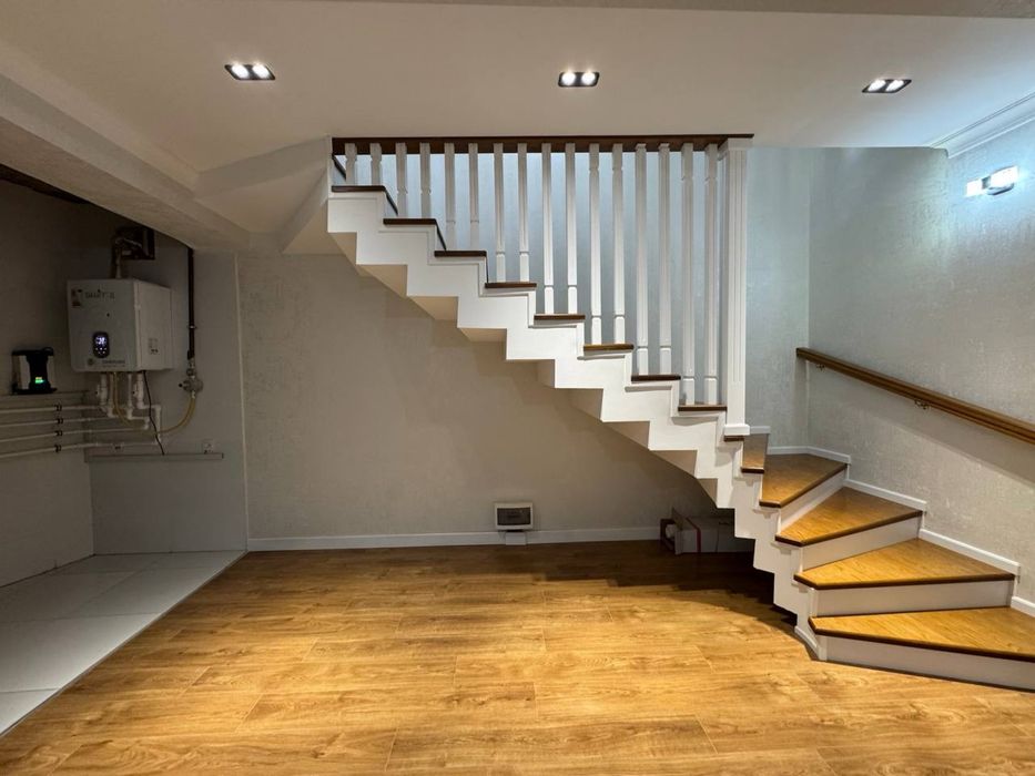 Новый дом! Учтепинский район  Ориентир: Штаб. Кор егди махалла.