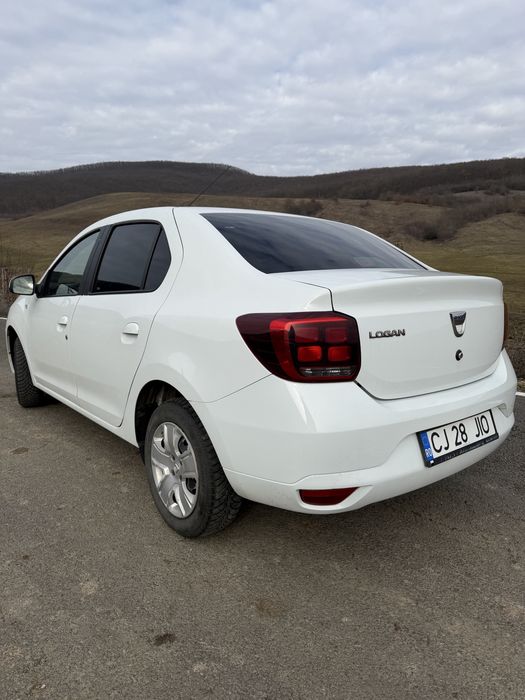 Vând Dacia logan 97.000km