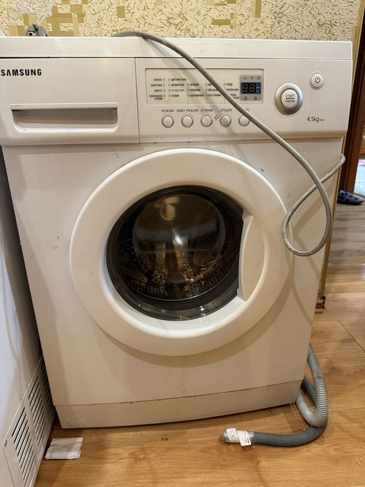 Sumsung 4,5 kg в рабочем состоянии