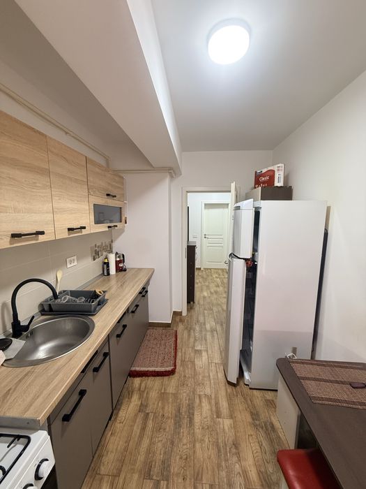 Vand apartament 2 camere