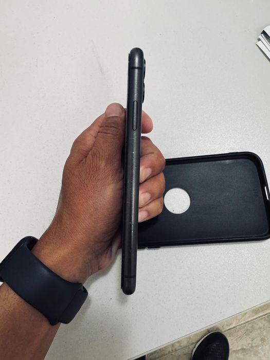 Айфон 11 128гб емкость 78 без ремонт