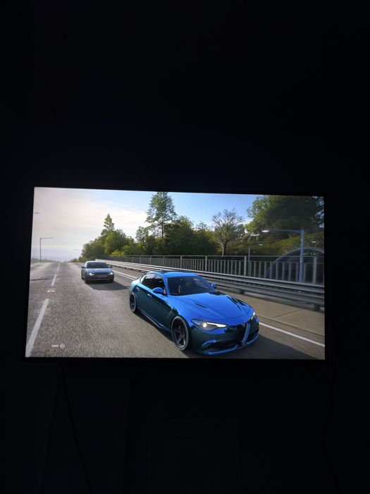 Xbox One S ( 500 GB) + 2TB SSD