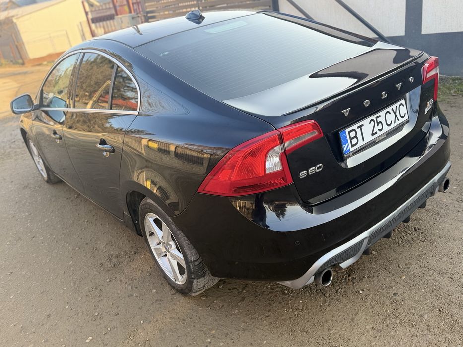 Volvo S60 R-Design D3 * 2.0 5 cilindri(motor volvo) * Euro 5 * Manual