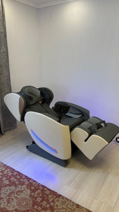 Массажное кресло