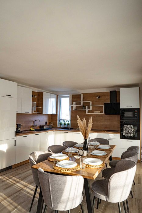 Дава се под наем Къща в Царево - 200 кв.м за 280.5 € - Снимка #2