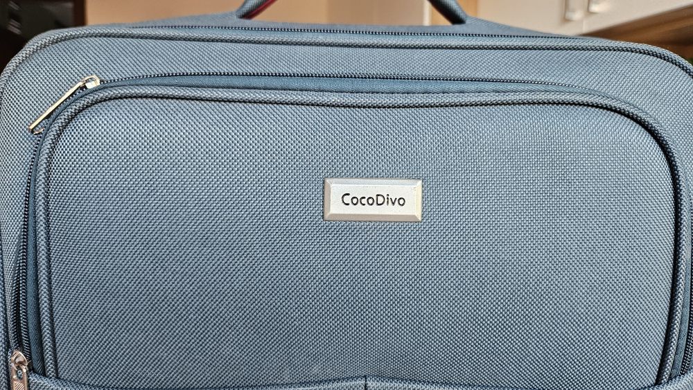 Пътнически куфар, среден размер