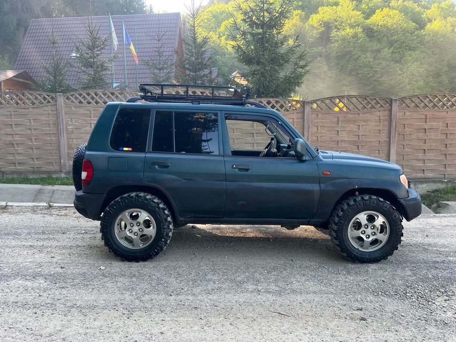 Mitsubishi Pajero Pinin