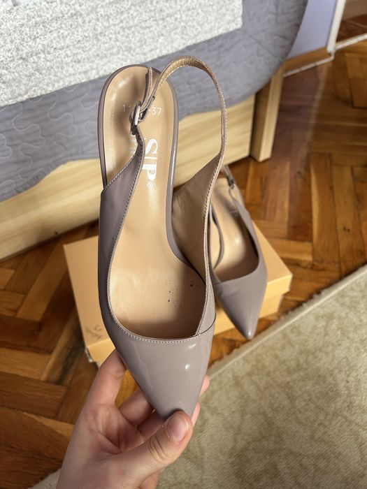 Обувки на висок ток Sara Pen