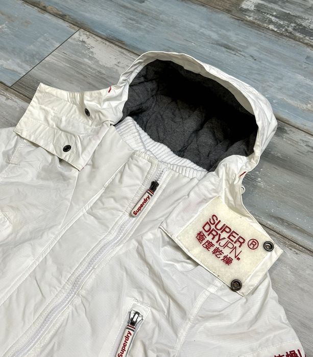 ПРОМО ЦЕНА! Дамско зимно яке SuperDry - размер XS, отлично състояние