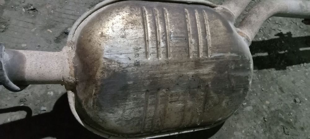 Глушитель Мерседес 210й, 104двс