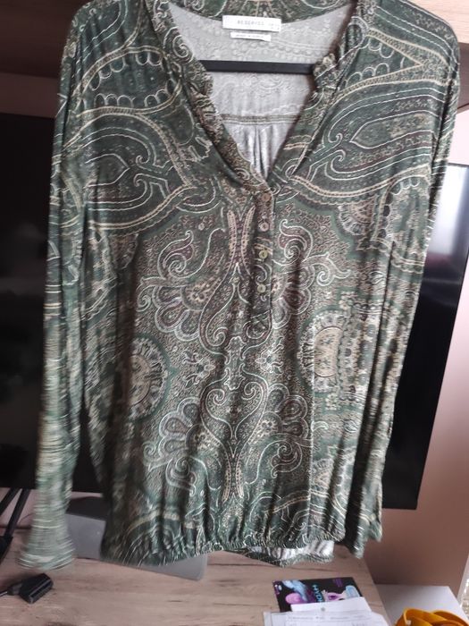 Дамски блузи L размер 6 броя