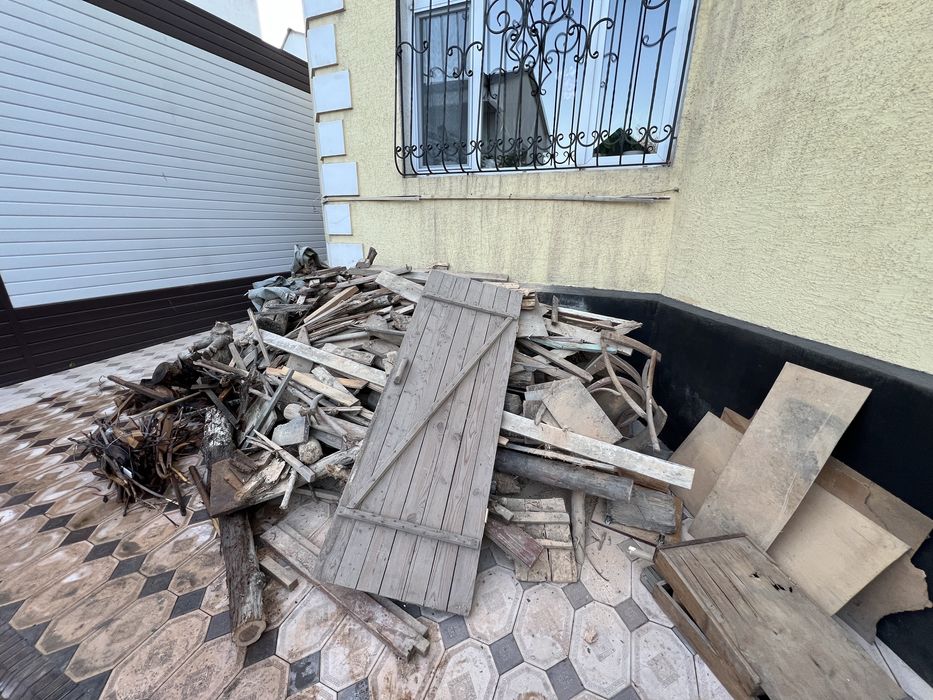 Отдам бревна бесплатно. Самовывоз