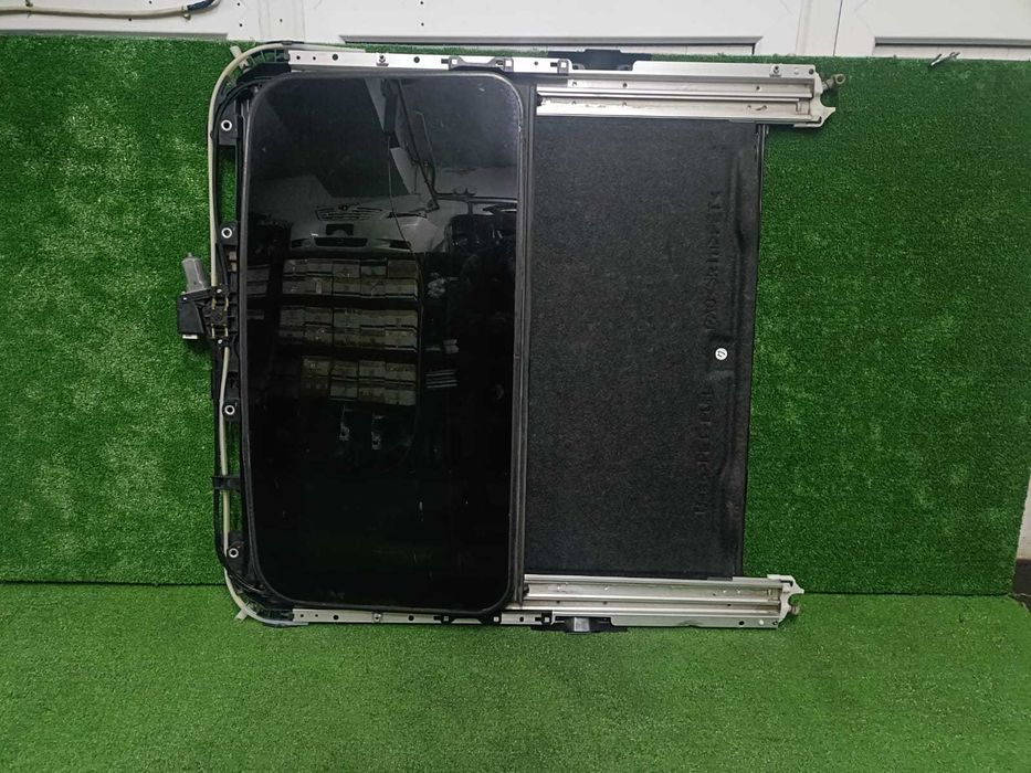 Оригинальный люк от Lexus ES250