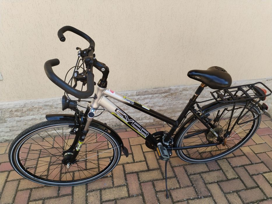 Bicicleta trekking Cyco, roti 28, shimano deore