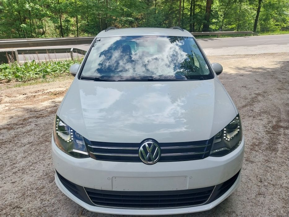 Vând vw sharan an  2015
