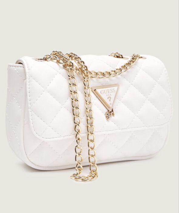 Дамска чанта GUESS