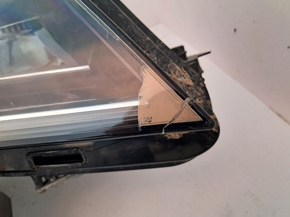 Десен фар Skoda Kodiaq Full Voll Led Шкода Кодиак фарове