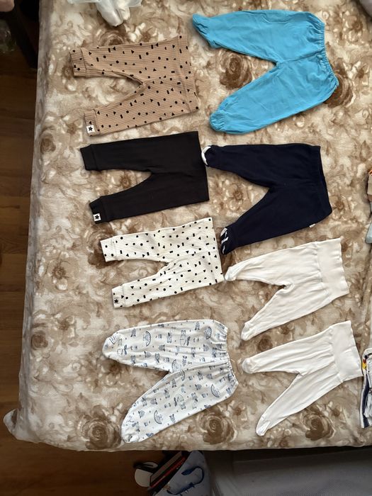 Seturi de hainute bebelusi 0-3 luni