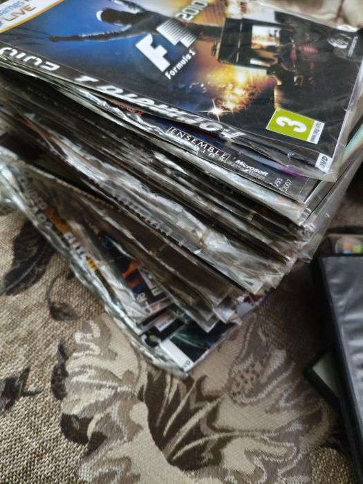 Продаю игры дисками и программы есть