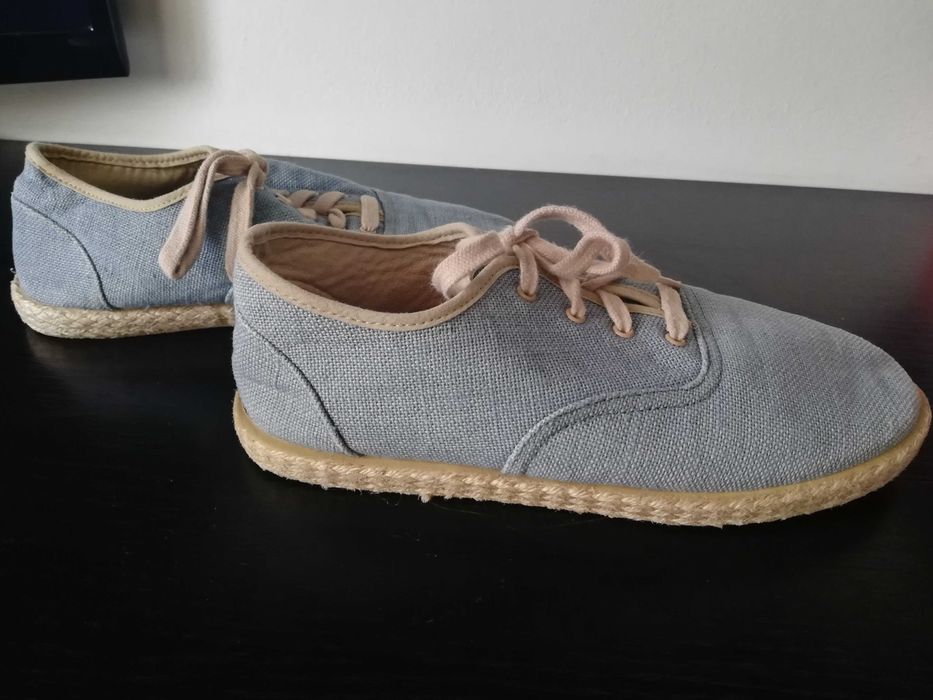 Pantofi albastri cu șiret 38 (23 cm)