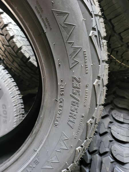 235/65/17 LASSA 4бр