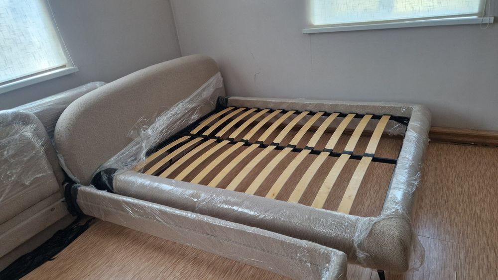 Кровати двуспальная