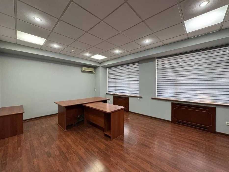 Аренда Офис Айбек 1 линия Центр