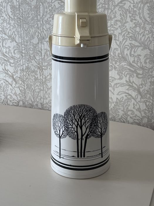 Продам помповый термос Eagle (Eagle Flask), б/у