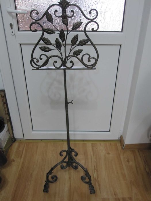Stand pentru partituri din fier forjat Antik Brown facut manual-ieftin