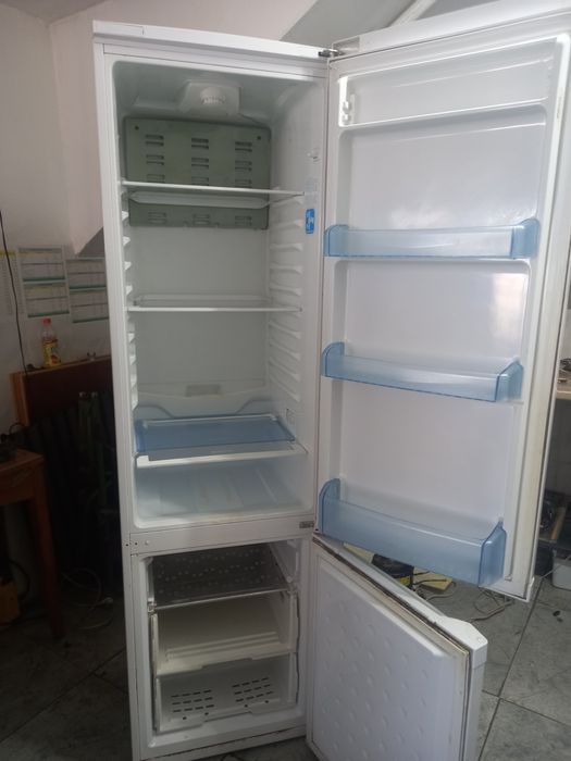 Продам холодильник