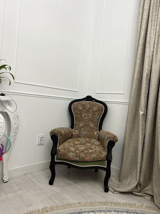 Диван и 4 кресло