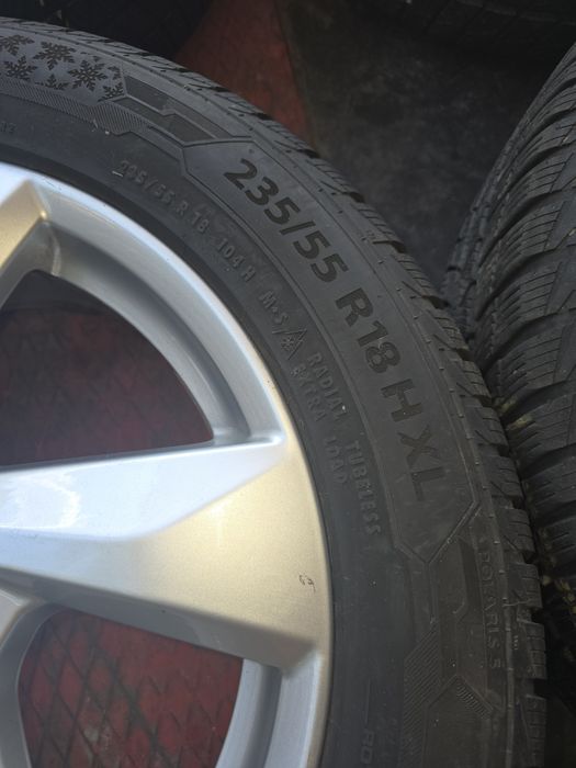 Jante Audi 18" cu anvelope Barum  235/55/18 iarna