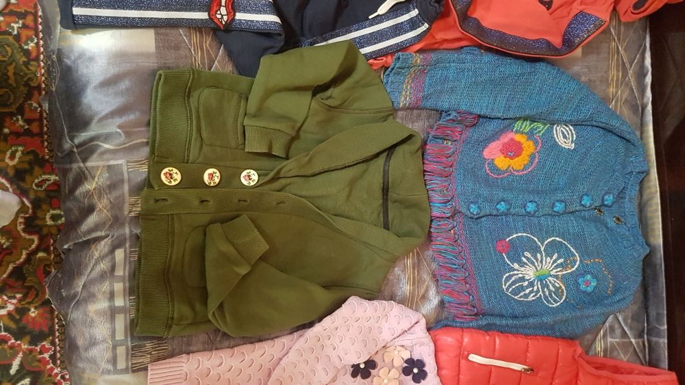 Для девочки верхняя одежда