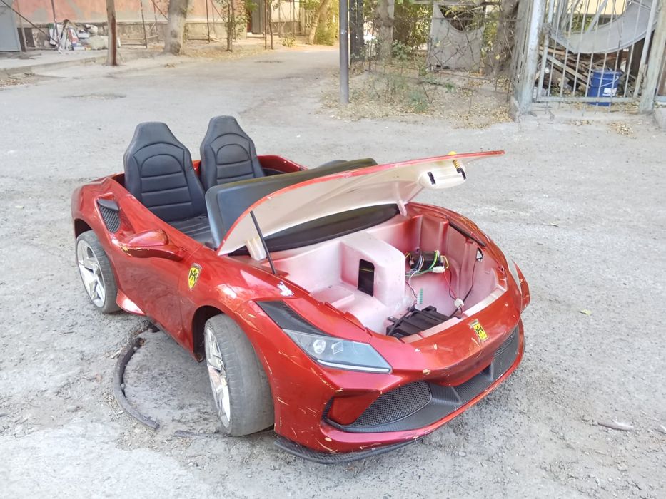 Электромобиль детский