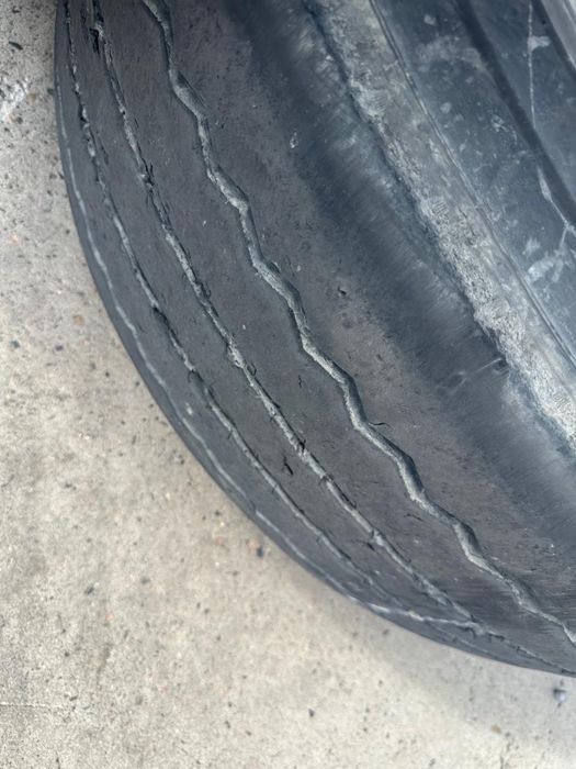 Резина на прицеп 385/65/22.5