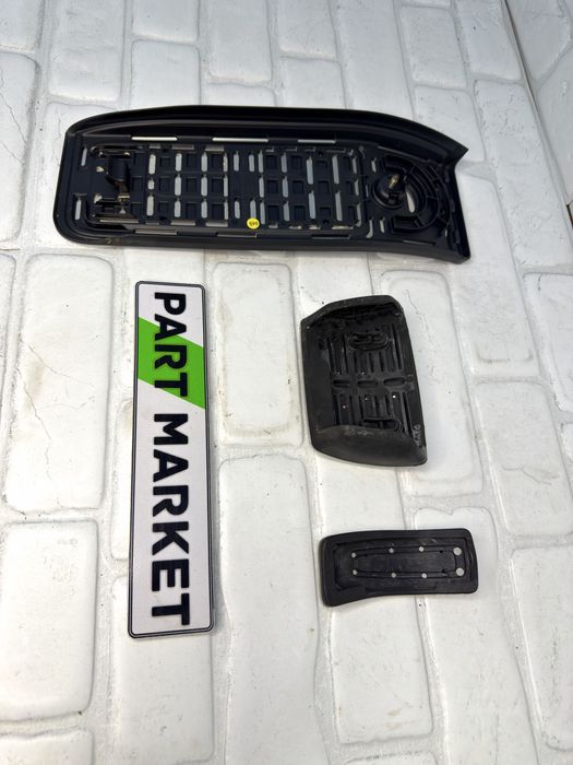 Метални педали AUDI A4 B9