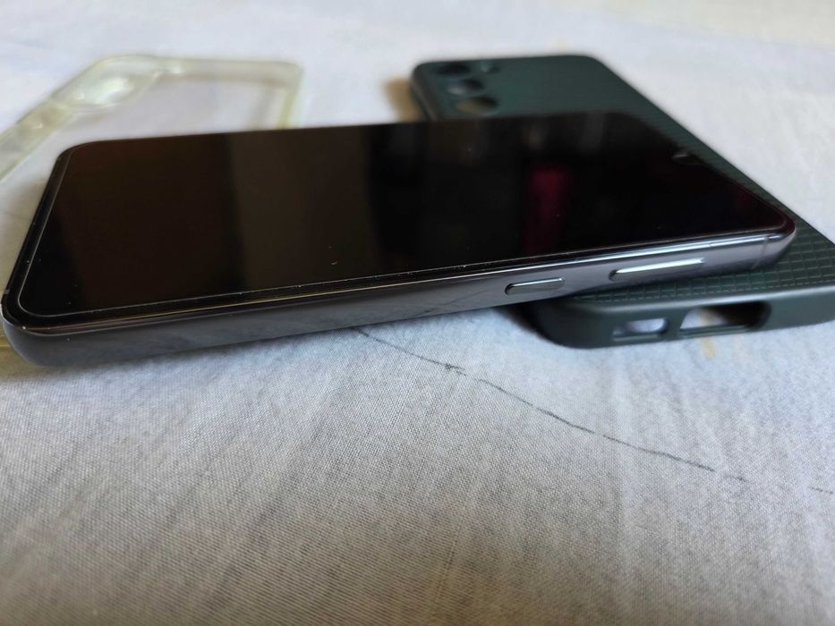 Samsun Galaxy S23 8/256 Перфектен