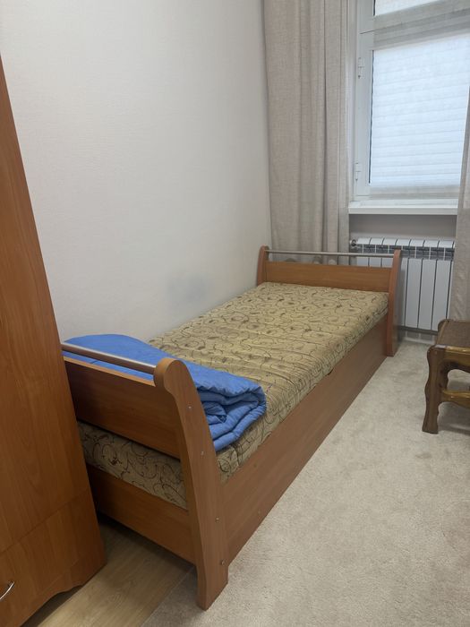 Продам кровать односпальную