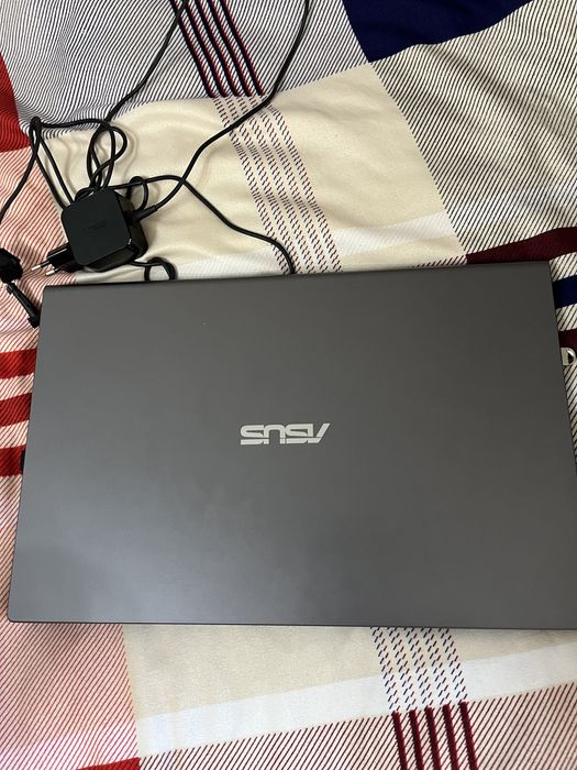 ноутбук Asus Х515М. 8Гб