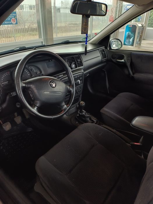 Vând Opel Vectra B 2001 1.8 16V