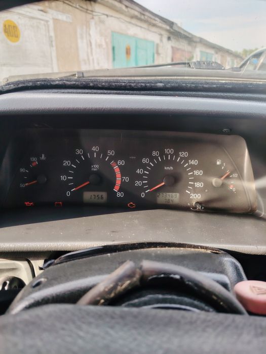 Продам ваз 2114 бензин