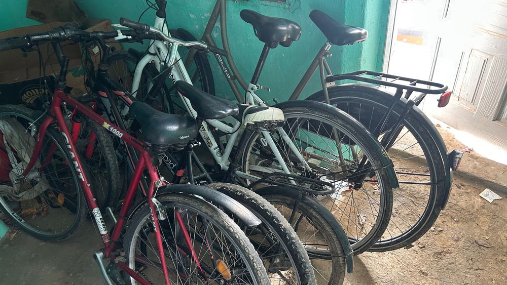 Biciclete de vanzare in stare buna de folosire,300 buc pret negociabil