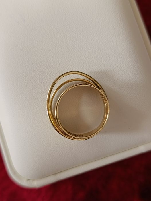 Золотое кольцо Турецкая изделия проба 585, вес 7,13 , размер 18,5